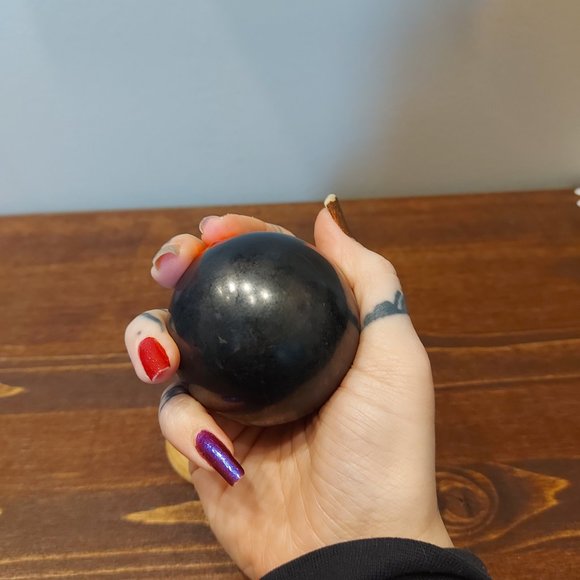 🔥 Sale 🔥 Volcanic Basalt Sphere w/ Stand - 0.67 - Final Price - Picture 3 of 6